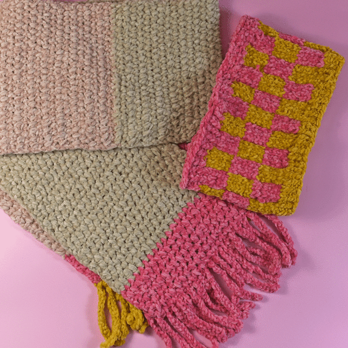 Polly Cowl Knitting Pattern Kit by Emma Munn in Ricorumi Nilli Nilli DK