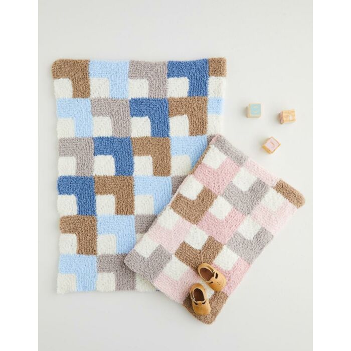 Sirdar Mitred Square Blanket in Snuggly Snowflake Chunky Pattern 5397 main product photo
