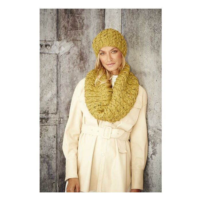 Stylecraft Special XL Tweed Ladies Accessories Pattern 9805 S-L