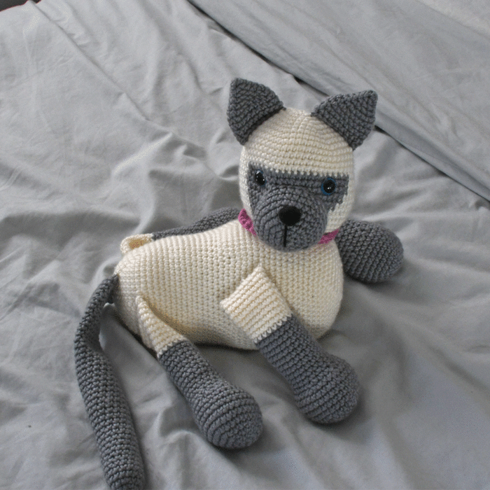 WoolCats Siamese Crochet Pattern Kit by Heather Gibbs in WoolBox Imagine Classic DK