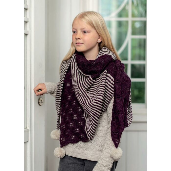 Isovelli Selja Shawl Free Pattern Download main product photo