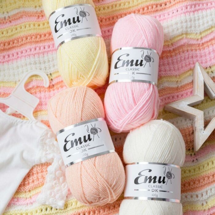Little Star Knitted Baby Blanket Kit Pink in Emu Classic DK 
