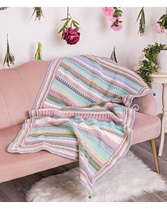 Forget-Me-Not Blanket Kit in EMU Classic DK  11 x 100g