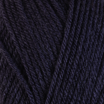 Cygnet Chunky Yarn Blackberry 779 100g